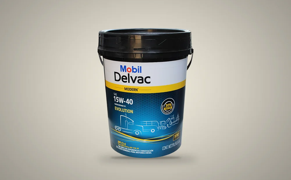 Mobil Delvac Modern 15W-40 Super Defense V3, envase para suministro industrial